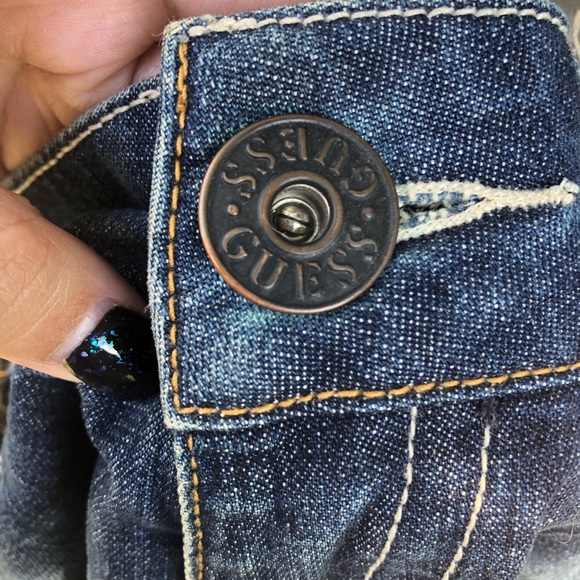 Guess shorts. Size 27 - Picture 3 of 5